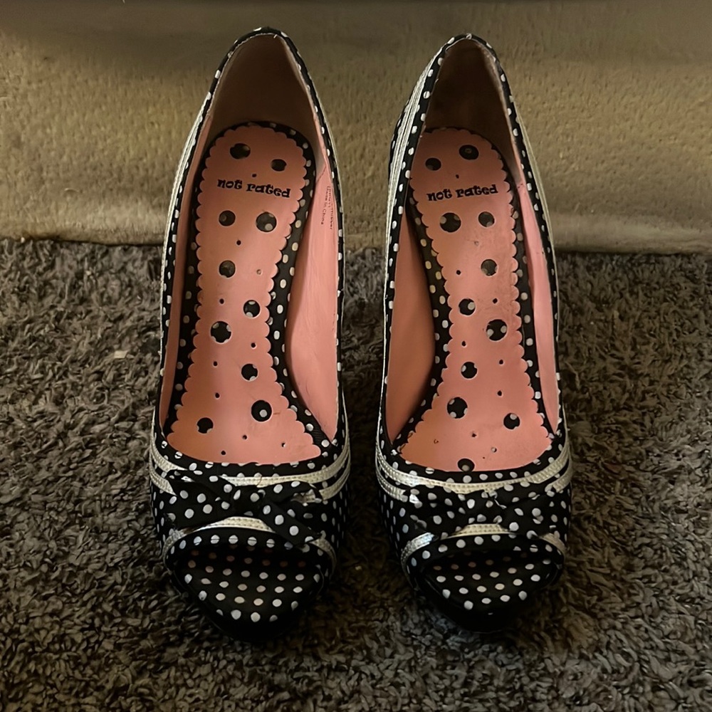 Not Rated heels